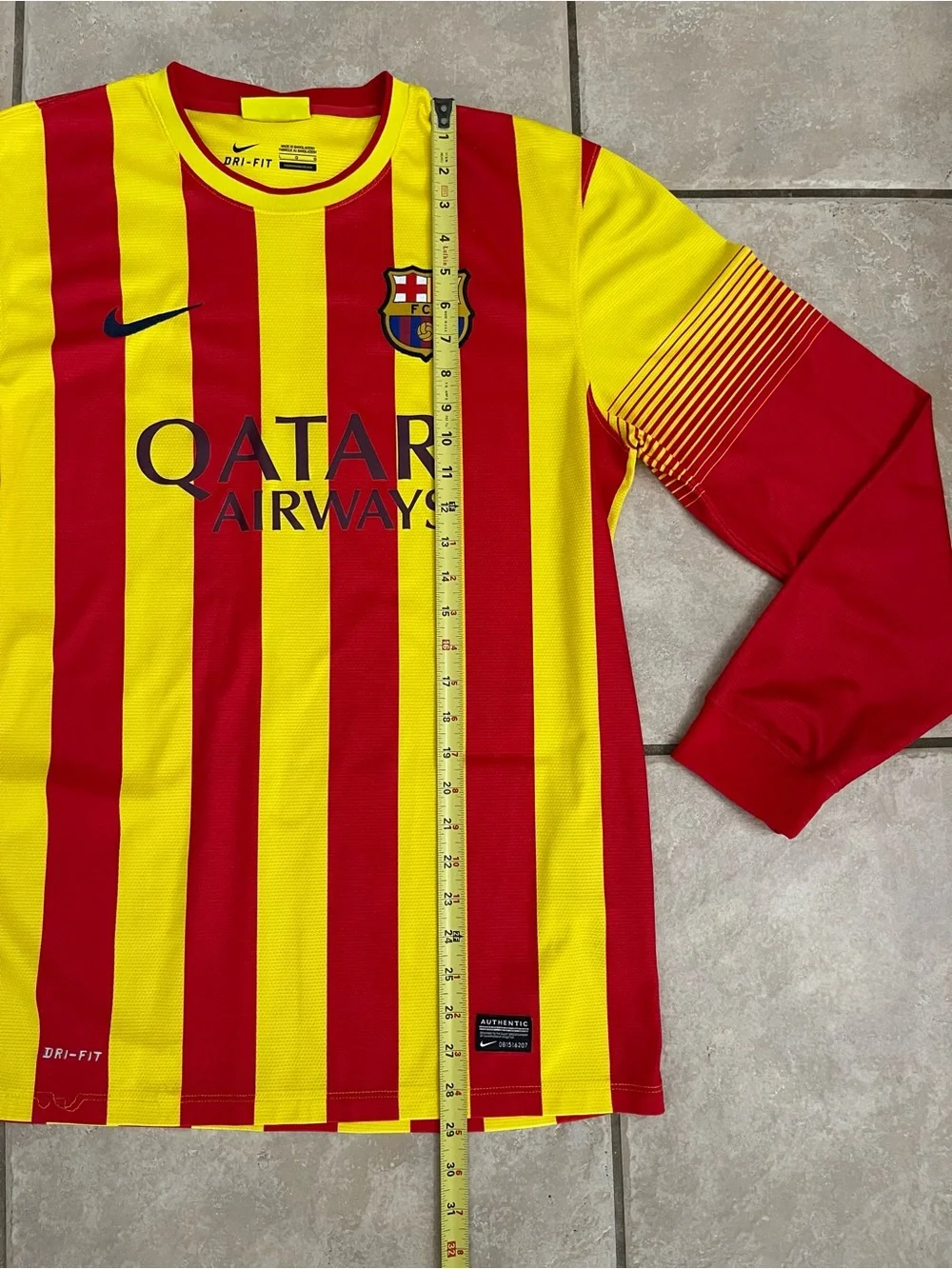 Nike Men’s Long-Sleeve FC Barcelona 2013/14 Neymar Jr #11 Away Shirt, Size L